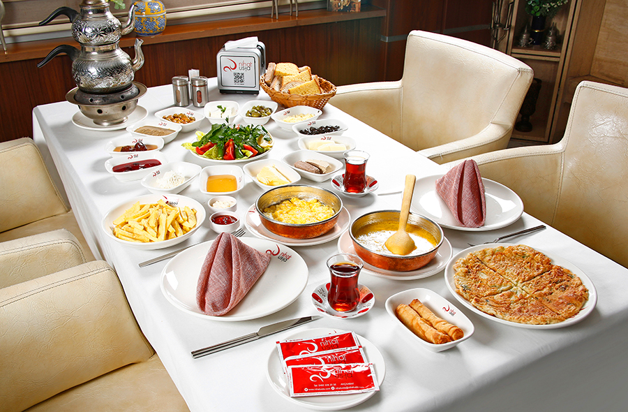 Serpme Kahvaltı ( Klasik )