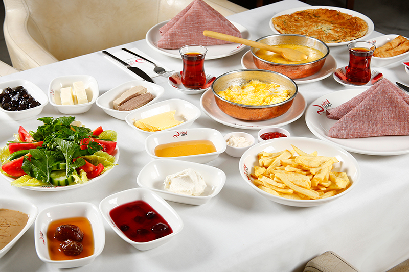 Serpme Kahvaltı ( Klasik )